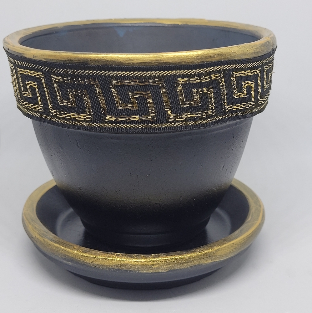 Handmade handpainted flower pot, 4.8" flower pot, black home decor gold decor